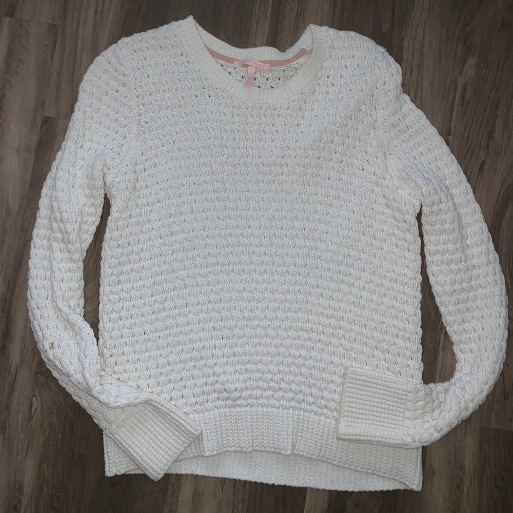 White knit Victoria’s Secret sweater